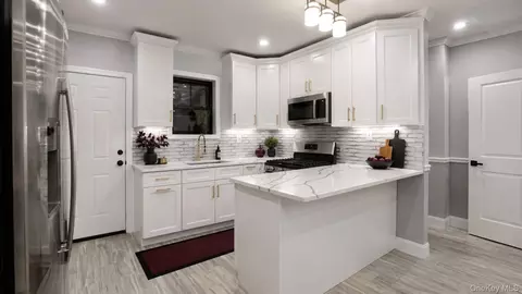 Kitchen - 128 E 238th St, New York, NY 10470 photo 1 of 1