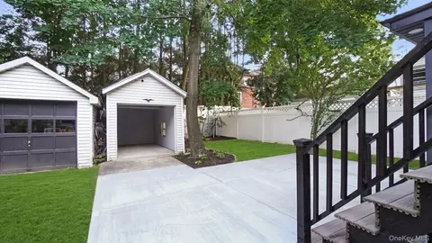 Exterior - 128 E 238th St, New York, NY 10470 photo 3 of 3