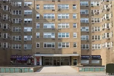 50 Bayard St #8W, New York, NY 10013