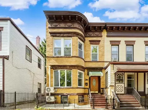 79-35 77th Ave, New York, NY 11385