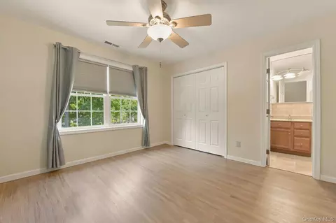 Bedroom - 15 E Salem Rd, Fishkill, NY 12524 photo 5 of 6