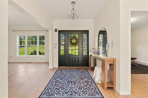 Entry Way - 15 E Salem Rd, Fishkill, NY 12524 photo 1 of 2
