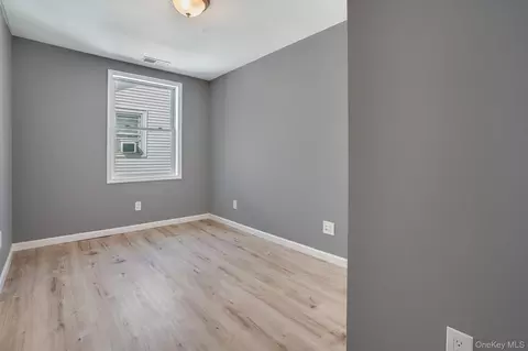 Bedroom - 182 Mill St, Poughkeepsie, NY 12601 photo 2 of 2