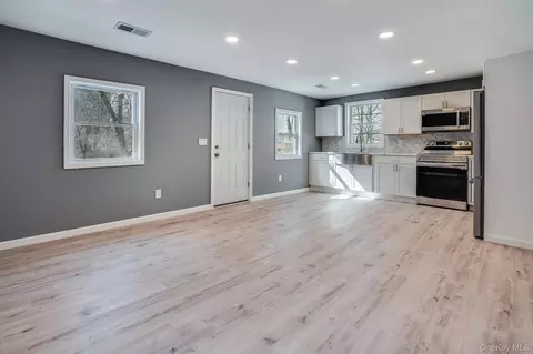 Living - 182 Mill St, Poughkeepsie, NY 12601 photo 4 of 4