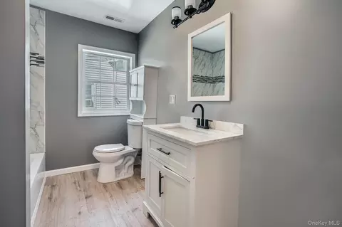 Bath - 182 Mill St, Poughkeepsie, NY 12601 photo 3 of 3