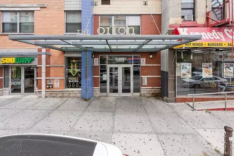 3044 3rd Ave #3G, New York, NY 10451