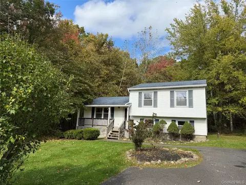 49 Jansen Rd, New Paltz, NY 12561