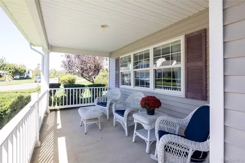 Exterior - 1504 Pebble Beach Path, Riverhead, NY 11901 photo 3 of 6
