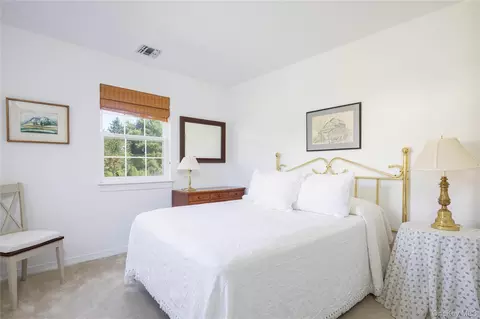 Bedroom - 1504 Pebble Beach Path, Riverhead, NY 11901 photo 2 of 2