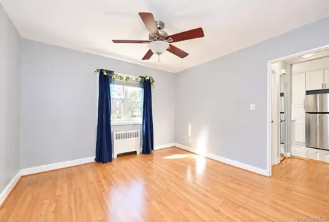 131-64 234th St #LOWER, New York, NY 11422