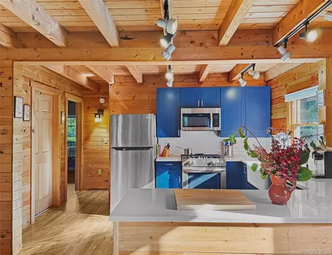 Kitchen - 947 E Mountain Rd S, Philipstown, NY 10516 photo 1 of 3