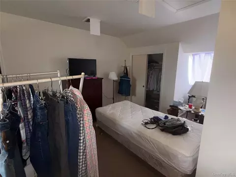 Bedroom - 1408 Eagle Bay Dr, Ossining, NY 10562 photo 3 of 3