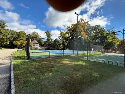 Exterior - 1408 Eagle Bay Dr, Ossining, NY 10562 photo 1 of 2
