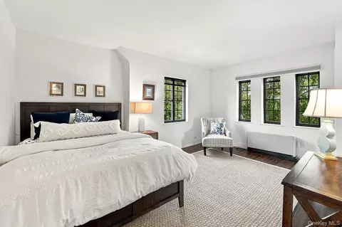 Bedroom - 66 Milton Rd #D43, Rye, NY 10580 photo 1 of 2