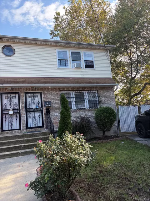 167726 108th Dr, New York, NY 11433