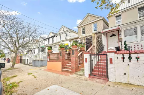 10408 103rd Ave, New York, NY 11417