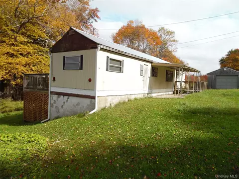204 Mongaup Rd, Hurleyville, NY 12747