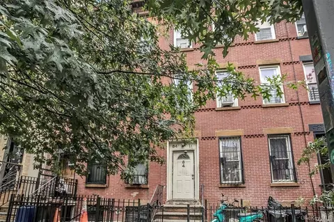 84 Hull St, Brooklyn, NY 11233