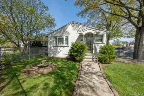 157-59 19th Ave, New York, NY 11357