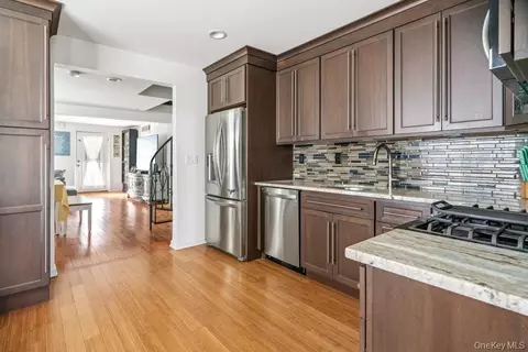 Kitchen - 83 Nottingham Ave, Patchogue, NY 11772 photo 3 of 5
