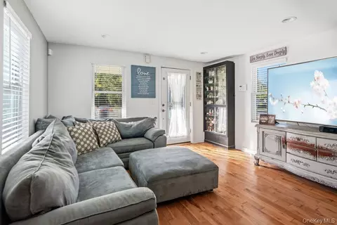 Living - 83 Nottingham Ave, Patchogue, NY 11772 photo 1 of 2