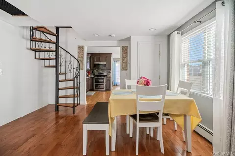 Dining - 83 Nottingham Ave, Patchogue, NY 11772 photo 1 of 2