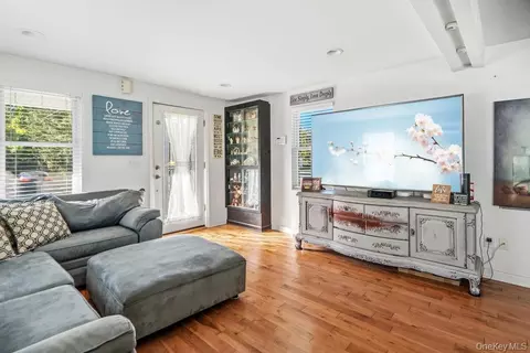 Living - 83 Nottingham Ave, Patchogue, NY 11772 photo 2 of 2