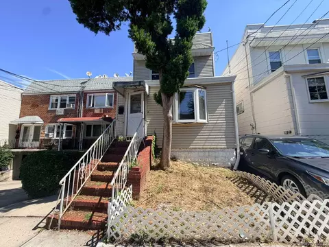 6659 75th St, New York, NY 11379