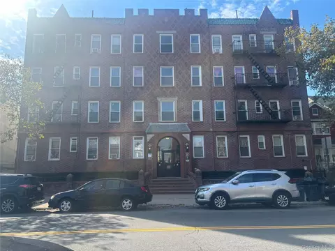 109-18 Lefferts Blvd #C6, South Ozone Park, NY 11420
