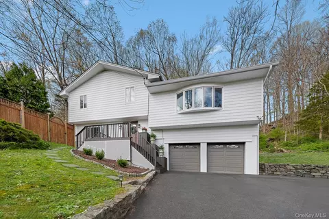 168 Pound Ridge Rd, Bedford, NY 10506