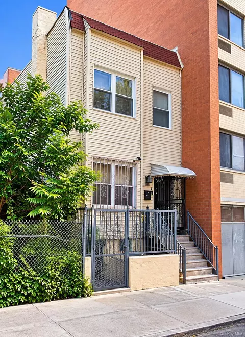 467 E 159th St, New York, NY 10451