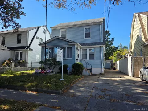 10750 93rd St, New York, NY 11417