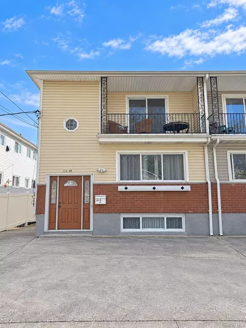 149-49 257th St, New York, NY 11422