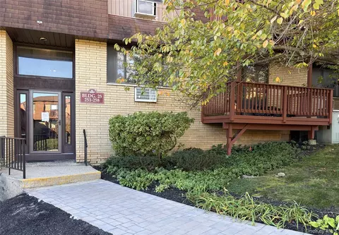 253 Richard Ct, Pomona, NY 10970