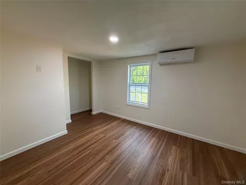 Bedroom - 2 Walnut Park Lot 1 Ln, Milton, NY 12547 photo 3 of 4
