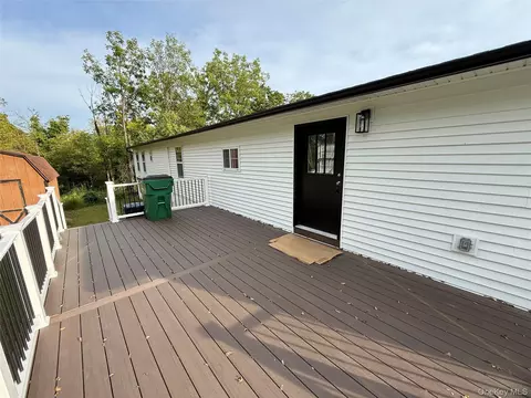 Exterior - 2 Walnut Park Lot 1 Ln, Milton, NY 12547 photo 2 of 5