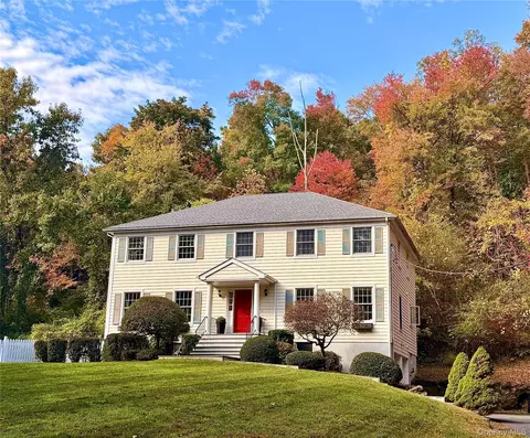 2261 Hunterbrook Rd, Yorktown, NY 10598
