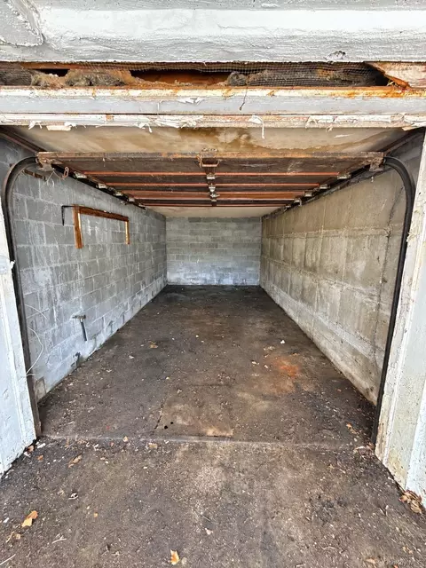 14410 Gravett Rd, Flushing, NY 11367 photo 5