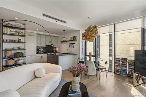 554 4th Ave #7B, Brooklyn, NY 11215