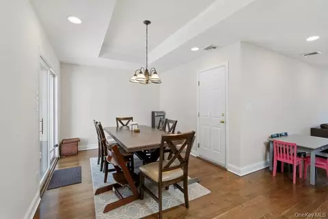 Dining - 25 Beaumont Dr, Plainview, NY 11803 photo 1 of 4