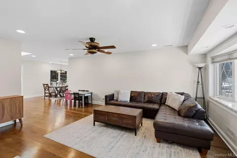 Other - 25 Beaumont Dr, Plainview, NY 11803 photo 4 of 12