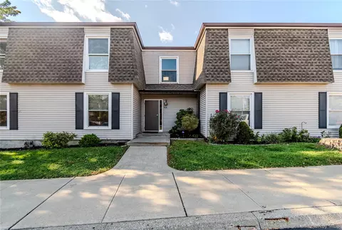 Exterior - 166 Rinaldi Blvd #A, Poughkeepsie, NY 12601 photo 2 of 6