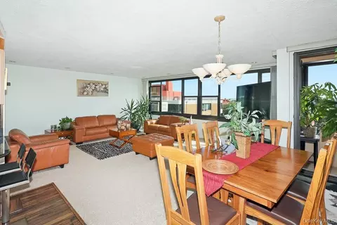 Dining - 10-34 166th St #9D, New York, NY 11357 photo 4 of 4