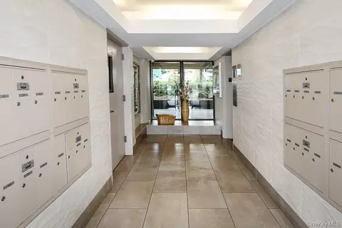 Entry Way - 10-34 166th St #9D, New York, NY 11357 photo 1 of 1