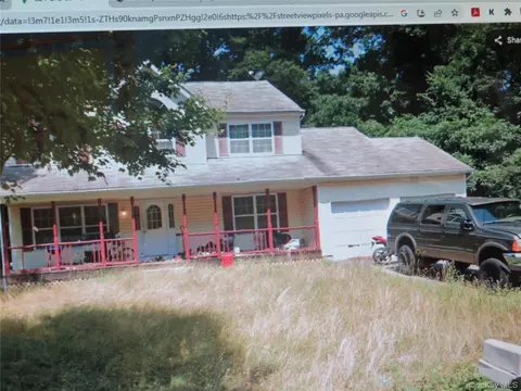 2 Ord Ct, Middle Island, NY 11953