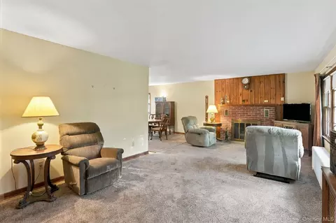 Living - 199 Lauer Rd, Poughkeepsie, NY 12603 photo 1 of 5