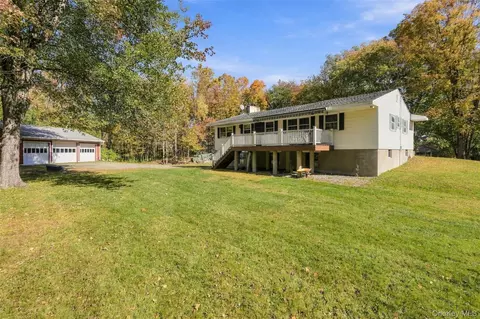 Exterior - 199 Lauer Rd, Poughkeepsie, NY 12603 photo 11 of 11