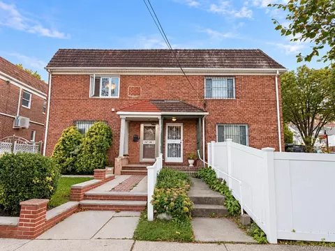 147-04 Coolidge Ave, Jamaica, NY 11435