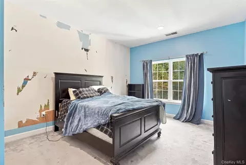 Bedroom - 9 Ash Rd, Fishkill, NY 12590 photo 11 of 11