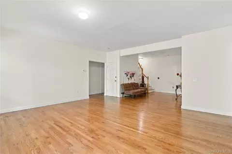 Living - 9 Ash Rd, Fishkill, NY 12590 photo 1 of 4